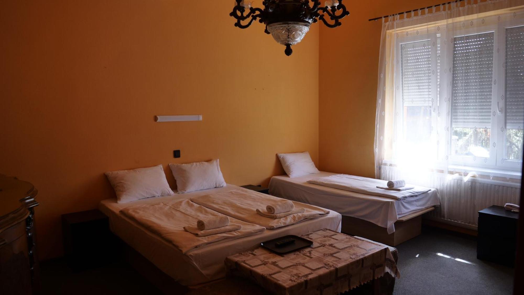 Attila Hotel Budapeszt Zewnętrze zdjęcie